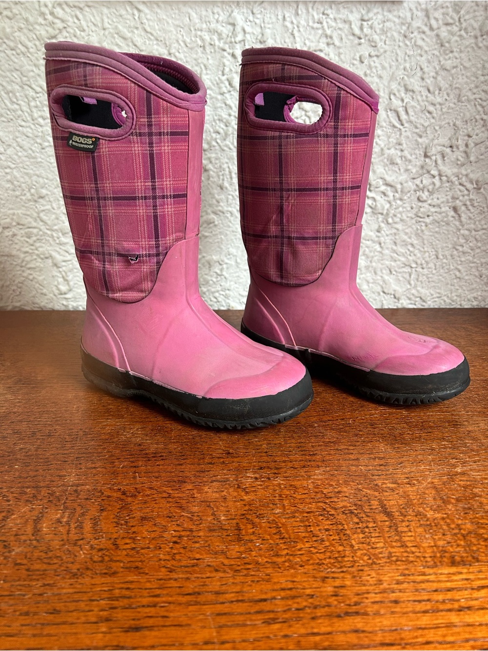 BOGS Kids Pink Plaid Waterproof Winter Boots